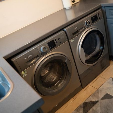 イルクリー 4 Bed End Terrace - Sleeps 7ヴィラ エクステリア 写真