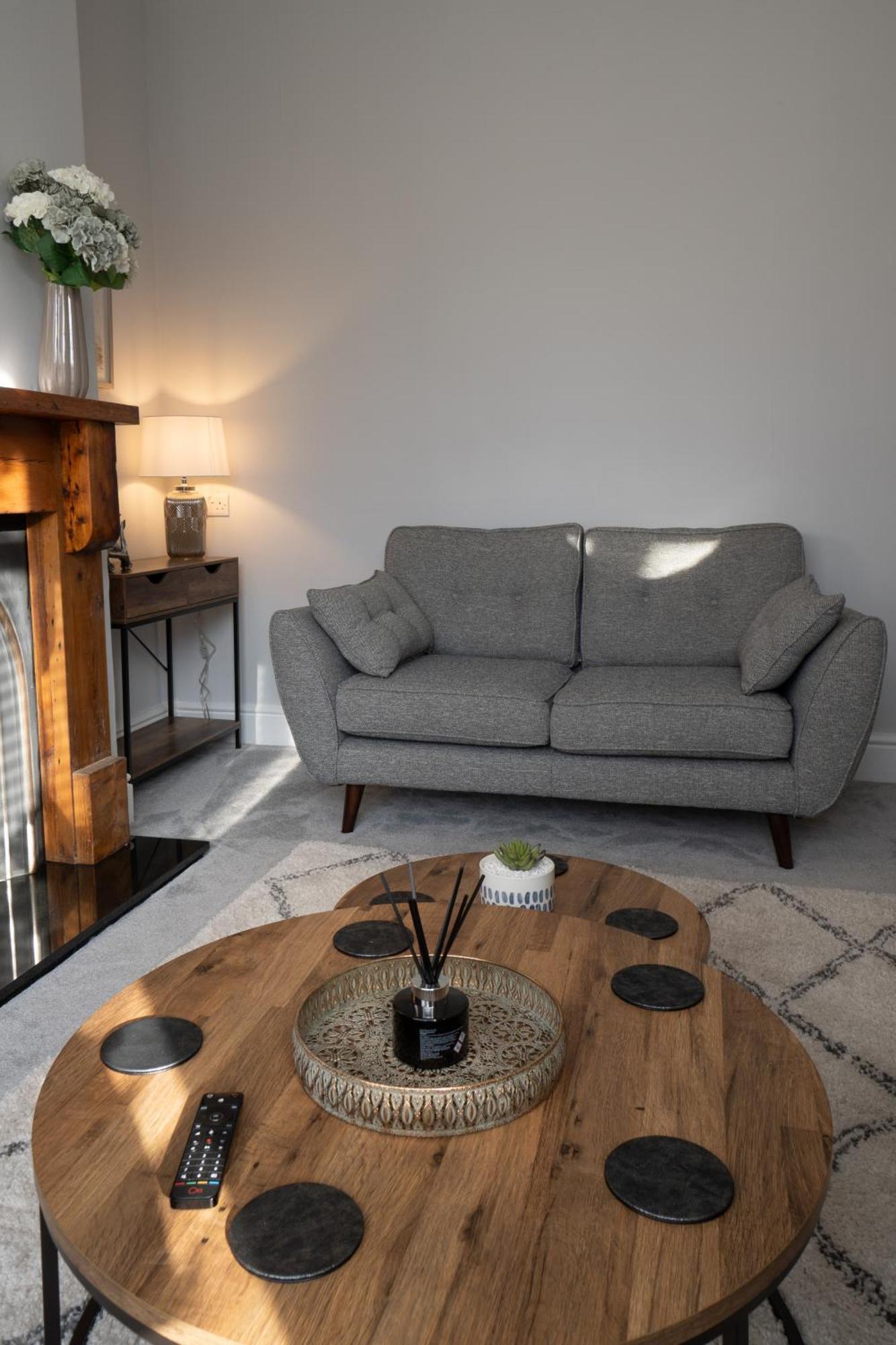 イルクリー 4 Bed End Terrace - Sleeps 7ヴィラ エクステリア 写真